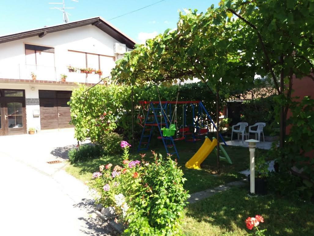 Apartmani Kristanic Karlovac Buitenkant foto